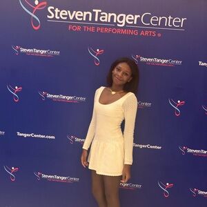 Meet your Posher, Amirah